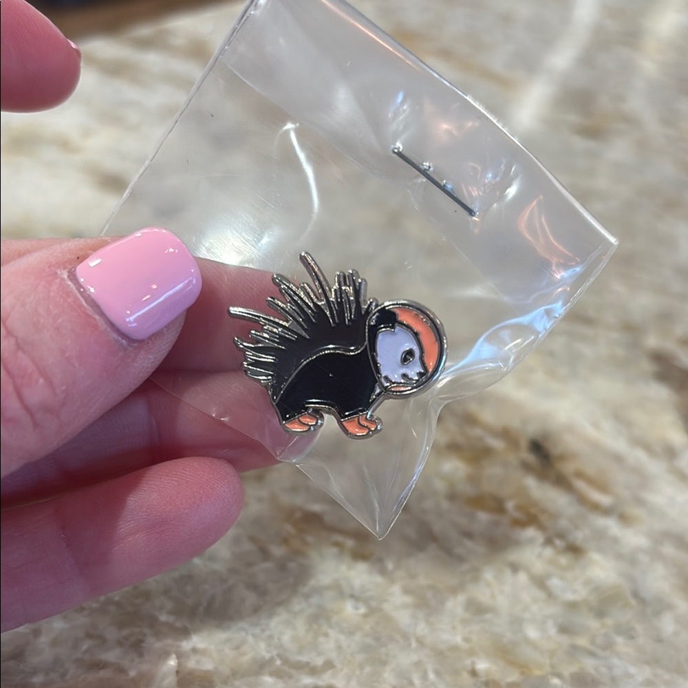 GISH Porcupanda Pin